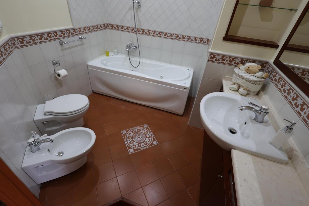 דירות נאפולי Casa Diocleziano מראה חיצוני תמונה